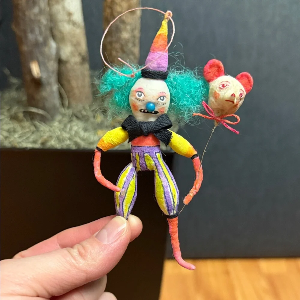 New Handmade HandPainted Clown wt balloon Spun Cotton Doll by Artist Maria Paula - Picture 1 of 13